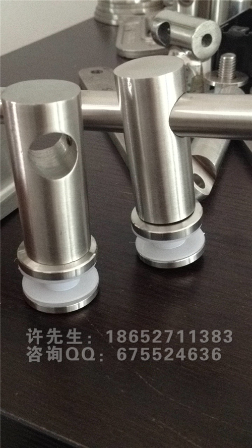 玻璃幕墻固定架車(chē)床件